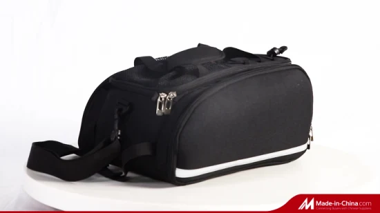 Passen Sie die Fahrradträgertasche für den Gepäckträger mit Schultergurt an